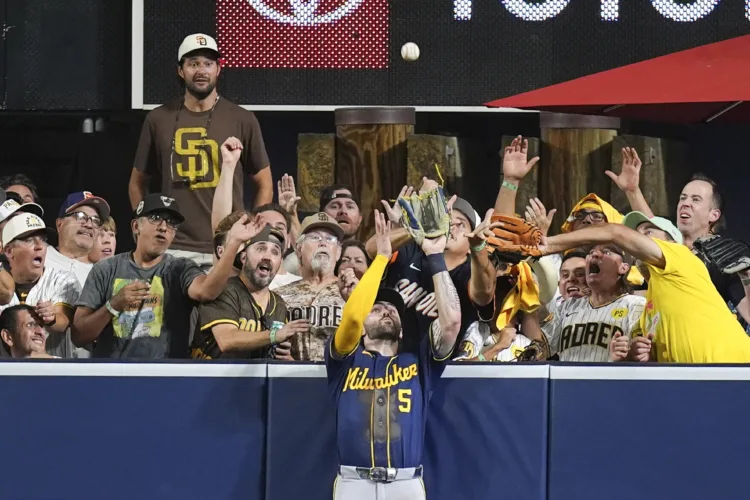 Brewers celebrate, await rematch with Dodgers